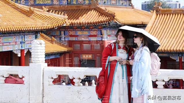 出入境游双向火爆 中国与世界的“假期约会”