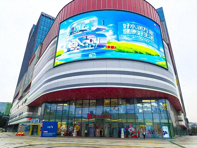 只卖电器，已经留不住顾客了