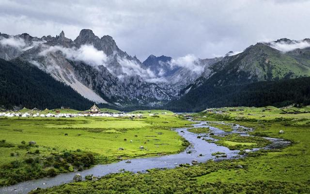 夏秋两季正合适，6处亲近自然的山野风光，八九月风景极佳