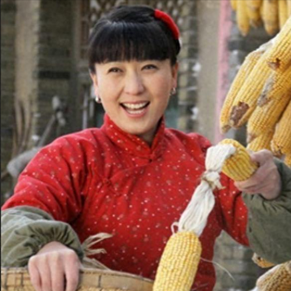 钱再多有什么用？53岁千万身家的闫学晶，每天为32岁儿子操碎了心