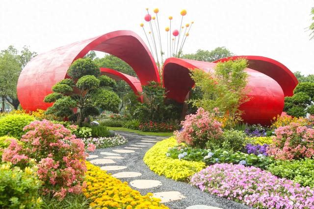 2025 广州园博会遛娃全攻略！白天赏花、夜晚观灯，亲子互动玩不停