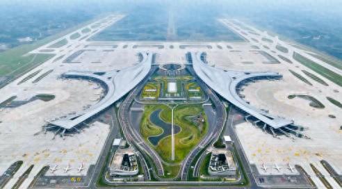 航班波优化（天府国际机场新航线）