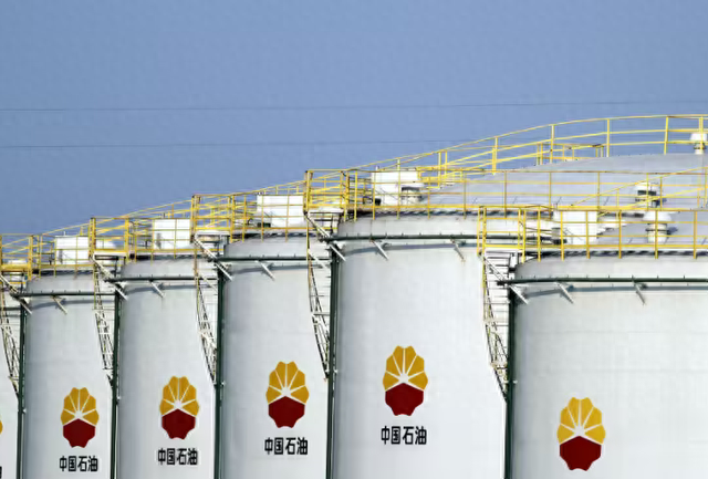 两艘中国油轮掉头	，委内瑞拉已停止对华供油，特朗普的计策已生效