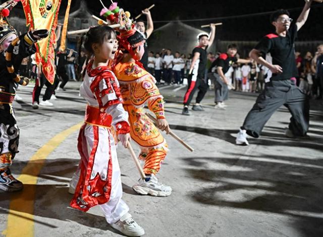 南方网评：从“小城游”到“小城居”，城镇化新时期下的小城生活新样本