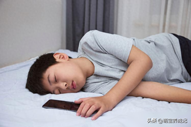 哈佛大学调查：孩子不会记得你买过多少玩具，却会记得这3个瞬间