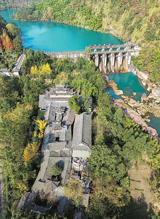 【人文地理】新场：䢺江涛声 古镇如船‖吴志维