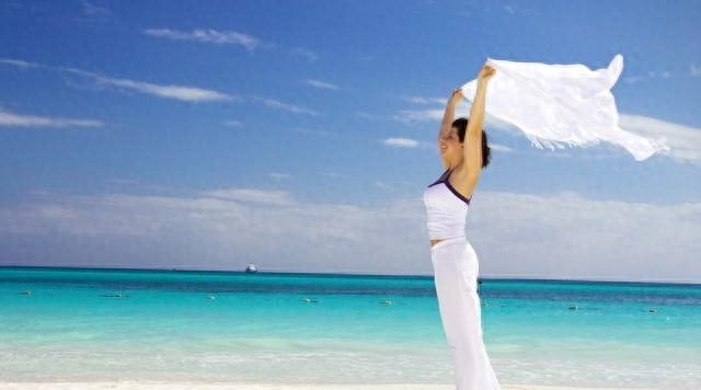 全球公认5个“不老动作”，每天半小时	，腿脚有劲腰杆直！