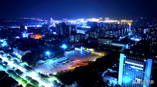磁县夜经济激发消费新活力