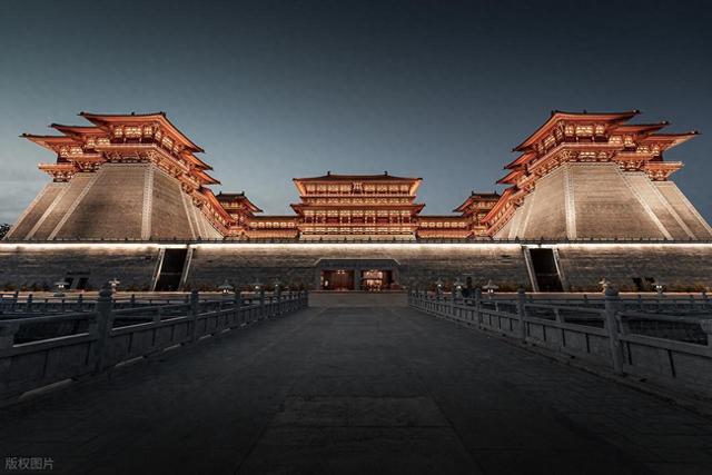 强烈建议！4 月一定要去一次洛阳！不愧是中国必看牡丹之一！