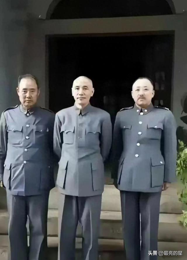 我敢断言，认得出这三位的，历史一定不会差，一般只认识中间的人