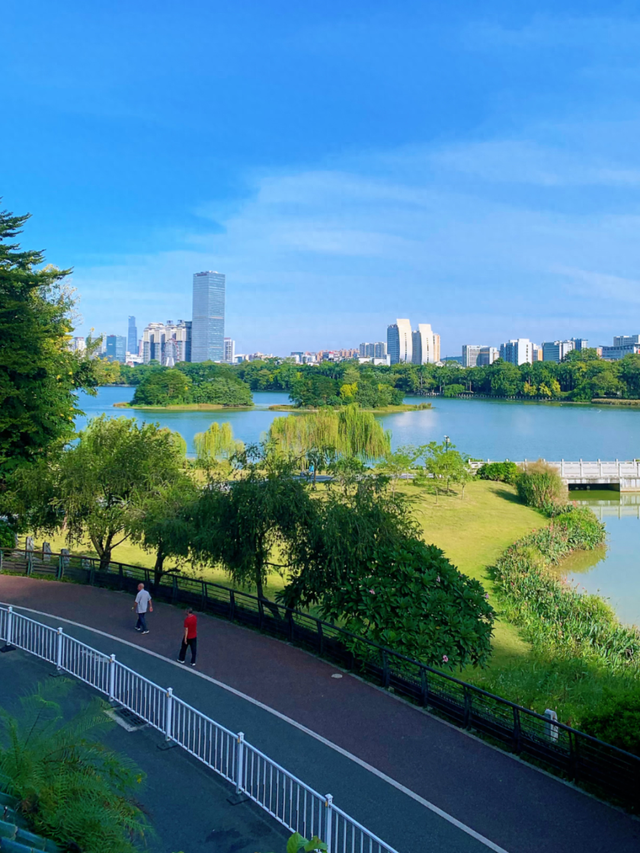 南湖公园淋浴间正式开放，跑完南湖可以清清爽爽离场