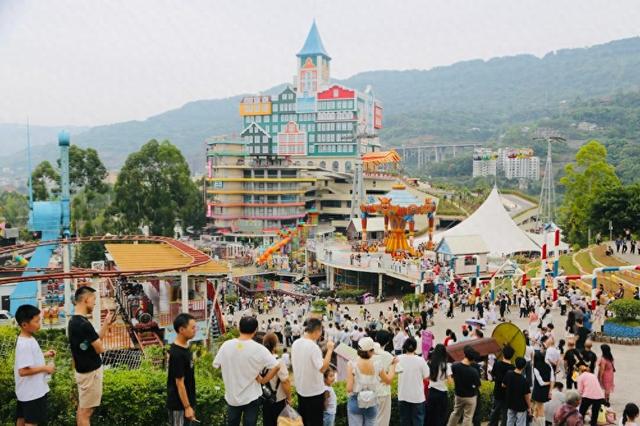 国庆中秋假期，重庆多项文旅指标位居全国前列