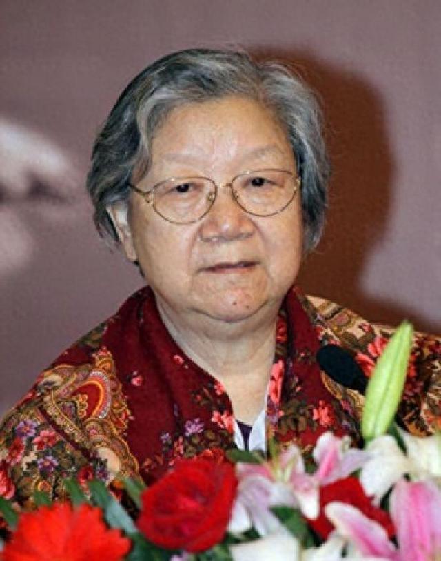 2002年，董健吾后人与刘思齐对簿公堂，揭开了毛岸英在上海的遭遇