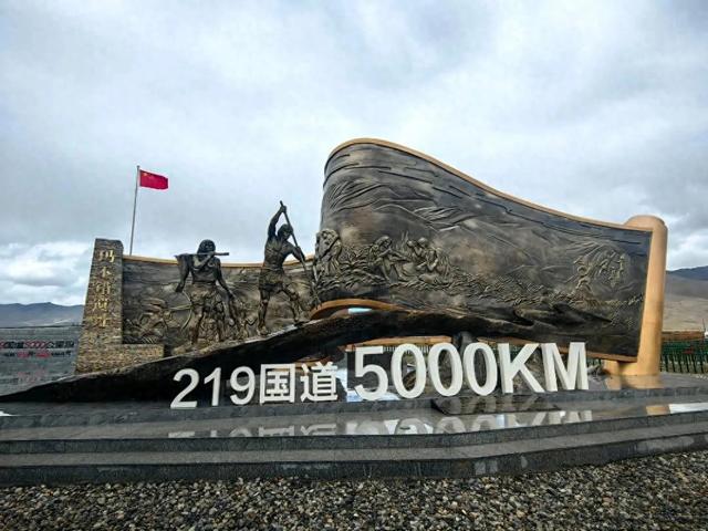 10065公里！中国最长国道219的终极攻略，这条路能让你看遍四大洋