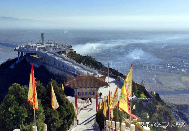 临汾的又一最佳旅游圣地 尧都区摄影家协会天寿山采风创作基地揭牌