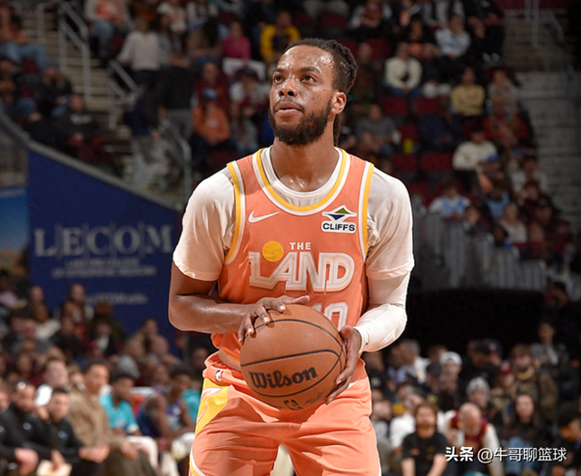 亚历山大创62年纪录仍无缘今日最佳！抱歉！约基奇创造了79年纪录