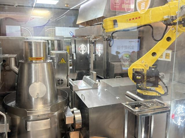 调研｜从纯信用贷款到全周期服务：金融如何助推AI餐饮落地