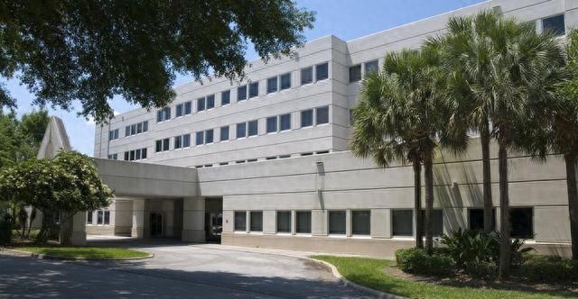 中美握手后，中国腾出精力与荷兰算账，英媒：中国成了欧洲新教父