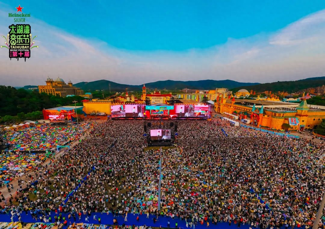 六登央视！14万人奔赴太湖湾音乐节：技术硬核撑起的“顶级现场”