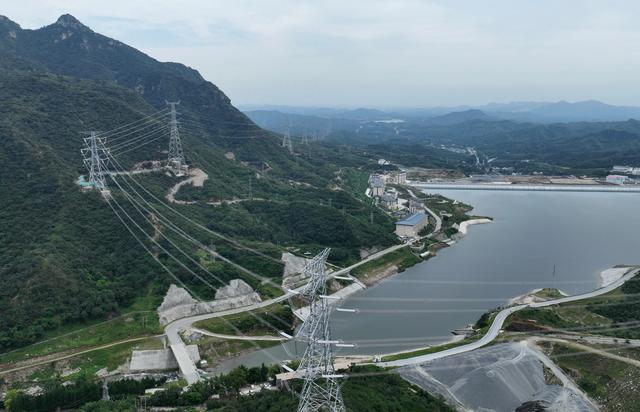河北易县：抽水蓄能电站配套工程500千伏特高压送出线路投运