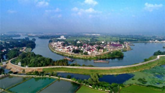 从“看热闹”到“品门道”：国庆假期小城游受青睐
