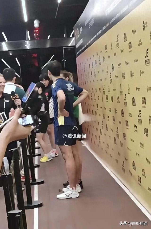 原来大头提到“雨果他老婆”的时候，雨果和高桥布鲁娜就在旁边！