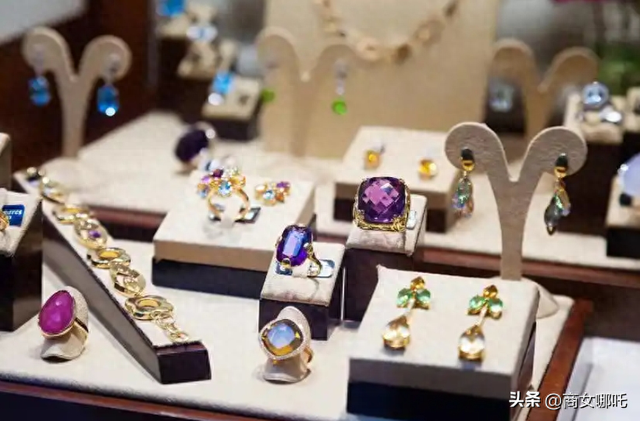 宝石优化是什么意思（这些危害身体的宝石优化处理方法）