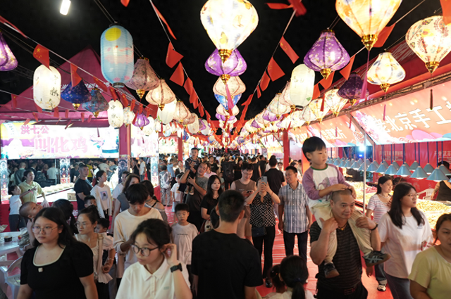开州区开展丰富多彩的活动庆祝国庆中秋“双节”