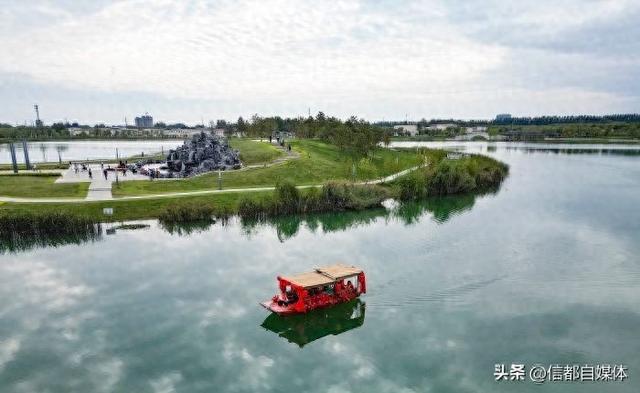 百泉鸳水畔的甜蜜时光