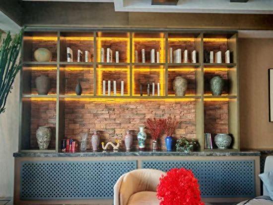 哈尔滨太平镇藏了条“宝藏酒店街”：接送机5分钟直达，服务细到羽绒服烘干、相机保暖……