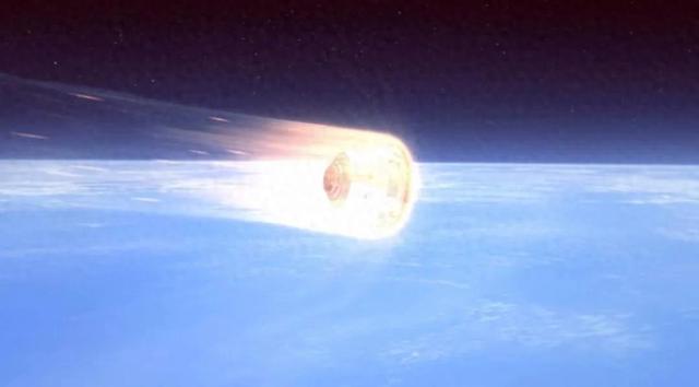 为什么宇宙飞船返回地球时，会被高温炙烤，飞出地球时却没有？