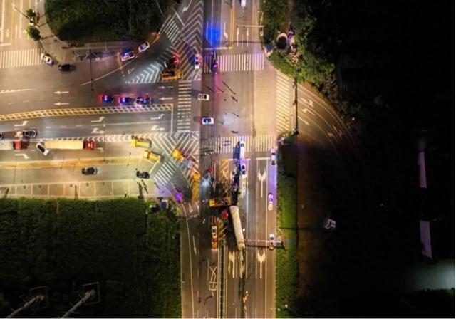 重型半挂牵引车连撞5车致4死2伤，调查报告公布：司机刘某兴（男，36岁）疲劳驾驶，建议依法追究其刑事责任