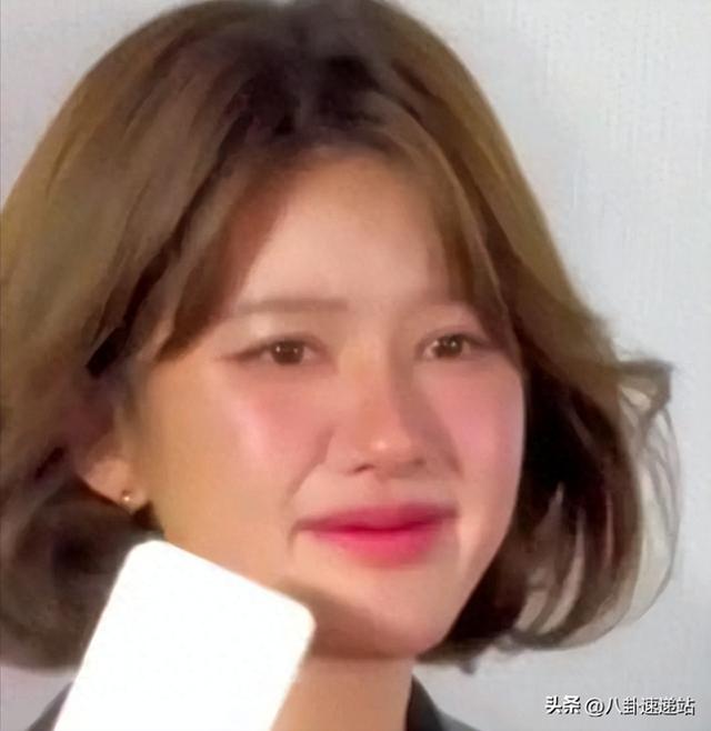 陪玩陪睡只是冰山一角！看完明星曝出的娱乐圈内幕，个个荒唐至极