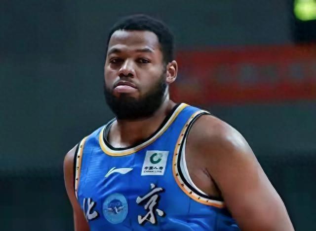 北京首钢105：86大胜天津，三大国手观战，赛后收到3大利好消息！