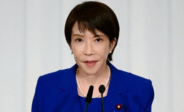 一场晚宴在东京召开，高市早苗想通了：对俄动真格，对中国来软的