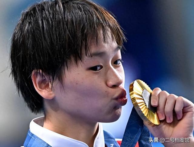18岁全红婵即将开启大学生涯，如今又美又有实力，央妈没看错人