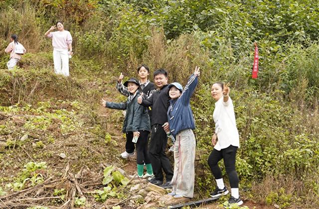 800余名徒友“乡聚”吴家坪 “体育+文旅”助力乡村振兴