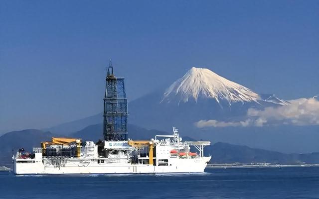 百亿研发打水漂？日本深海稀土计划，反助中国破解30年资源难题？