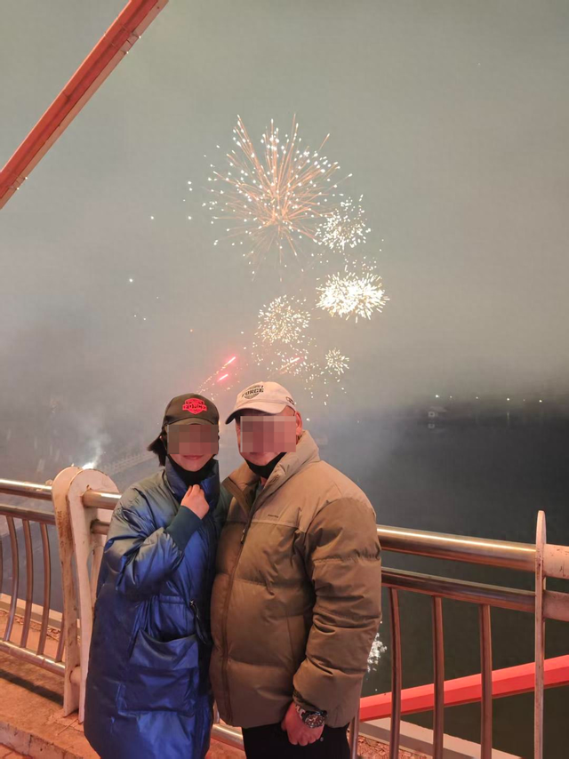 骗女友透支信用卡后将其刺死案一审宣判：犯故意杀人罪判处死刑	，缓期二年