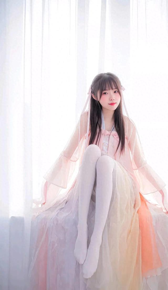 梦幻美少女下载(梦幻洛丽塔美少女)