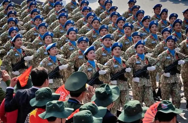 越南与中国杠上了？中国前脚定下9月3阅兵，越南后脚就定9月2！