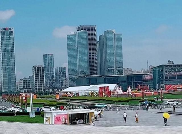 去了趟大连,才明白什么叫“大”