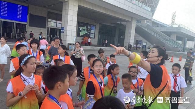 倡导文明旅游，50余名“芝小游”变身“小小文明倡游督导员”
