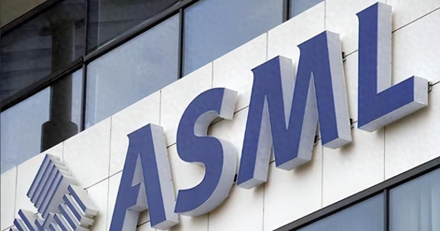 荷兰政府花200亿挽留无效，光刻机巨头ASML为何执意从老家搬走？