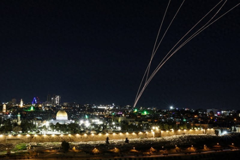 大量弹药耗在伊朗,美媒愁死:中美起冲突时咋办?