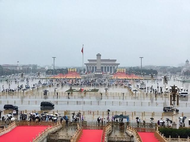天安门城楼恢复对外开放，预约火爆！