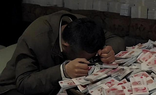 国家出手抓的三位首富，罪行太恶劣，坑惨老百姓，没一个值得同情