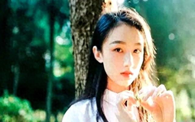 大多。数女人愿意和一个男人长期保持联系，原因往往就那么两点