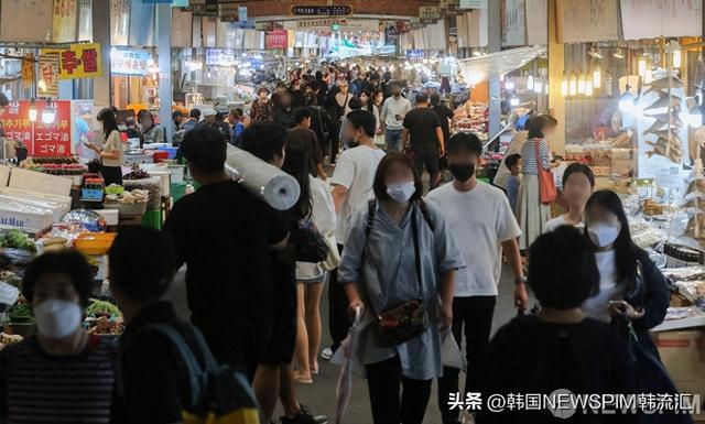 韩国传统市场成外国游客打卡地 韩流带动生活化旅游需求