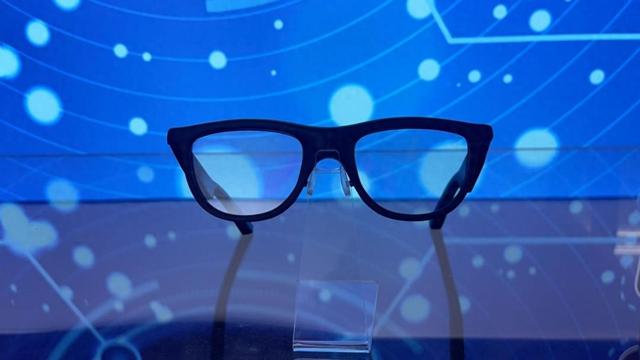 光机系统优化（炸裂地表最强一拖二AR光机来袭攻克八大行业难题）